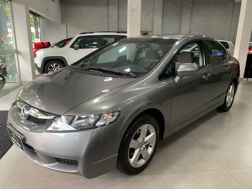 Honda Civic Sedan LXS 1.8/1.8 Flex 16V Mec. 4p