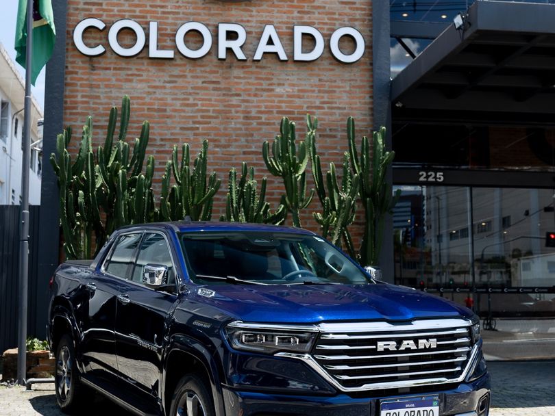 RAM RAMPAGE LAR. HURR. 4 2.0 TB CD 4X4  Aut.