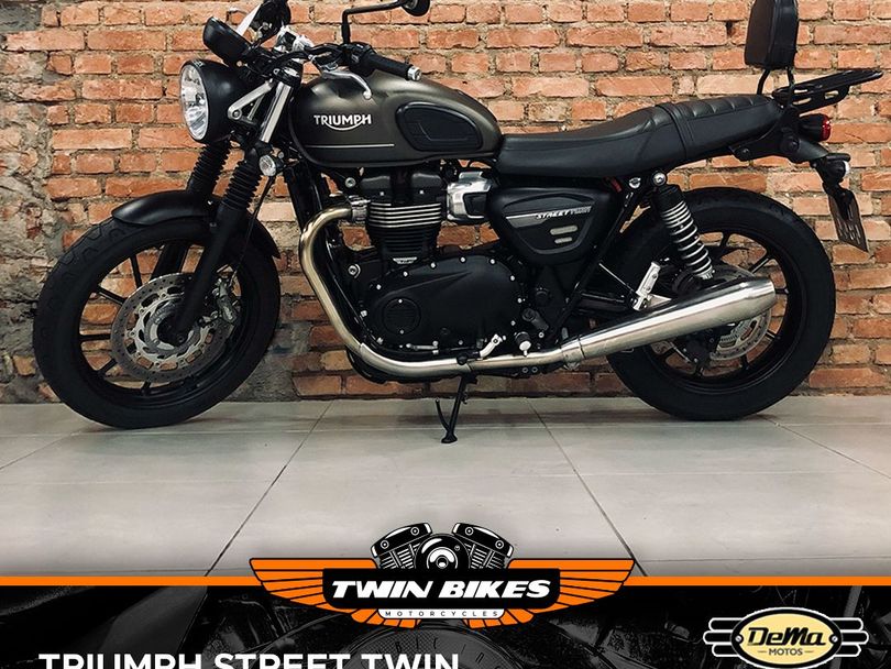 TRIUMPH STREET  TWIN 900cc