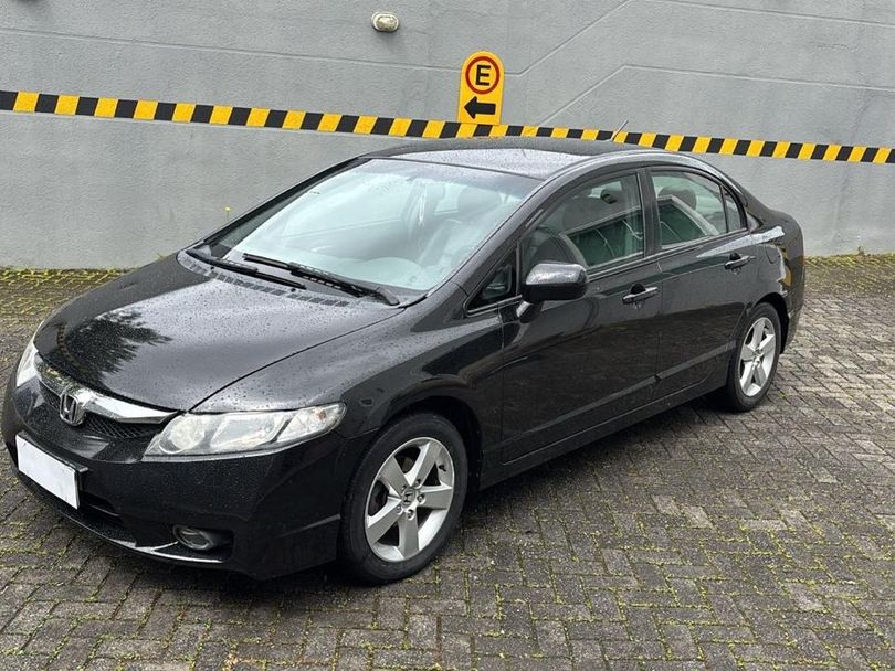 Honda Civic Sedan LXS 1.8/1.8 Flex 16V Mec. 4p