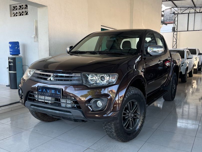 Mitsubishi L200 Triton HPE 3.2 CD TB Int.Diesel Aut