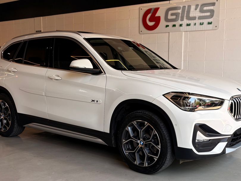 BMW X1 SDRIVE 20i X-Line 2.0 TB Active Flex