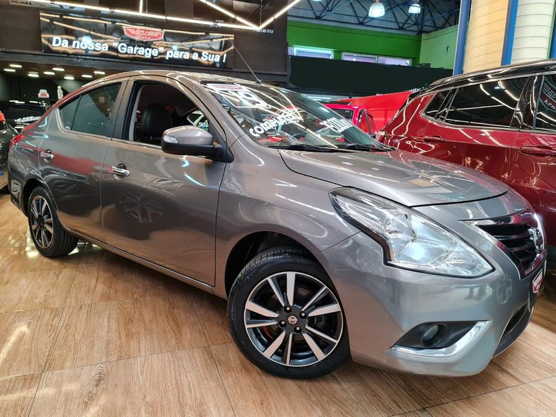 Nissan VERSA SL 1.6 16V FlexStart 4p Aut.