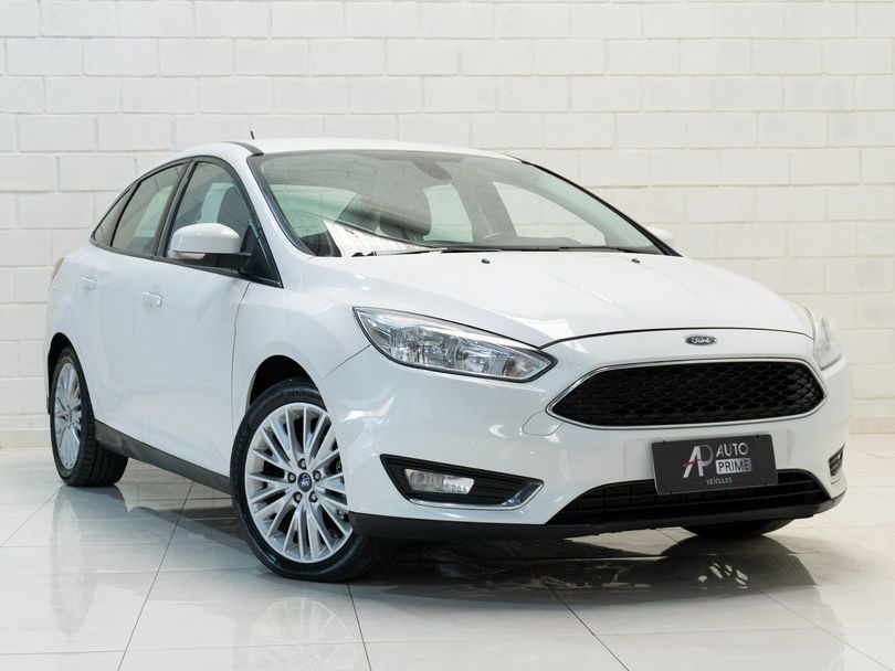 Ford Focus 2.0 16V/SE/SE Plus Flex 5p Aut.