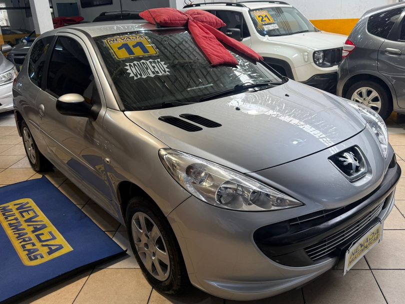 Peugeot 207 XR 1.4 Flex 8V 3p