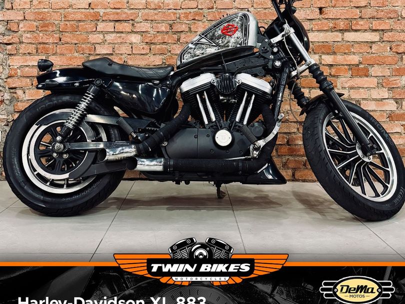 Harley XL 883 STD/ LOW