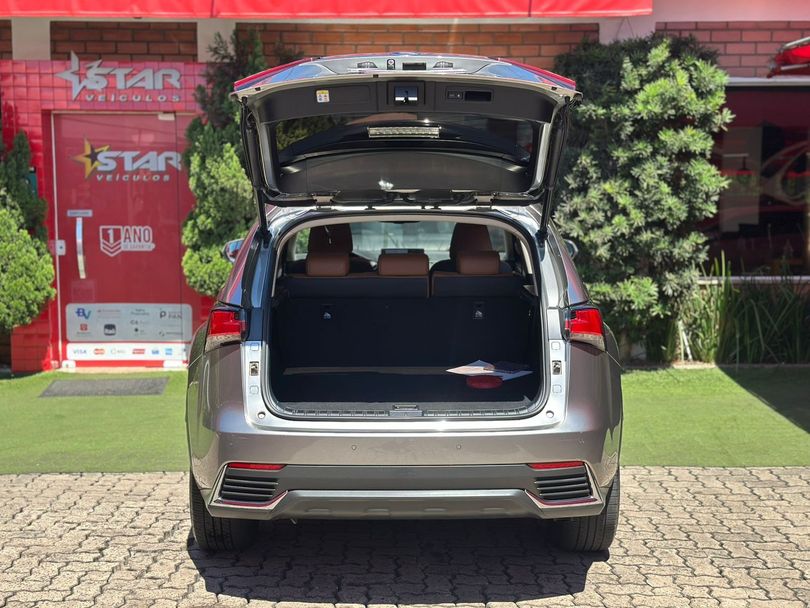 Lexus NX-300h Luxury 4x4 2.5 16V Aut. (Híb.)