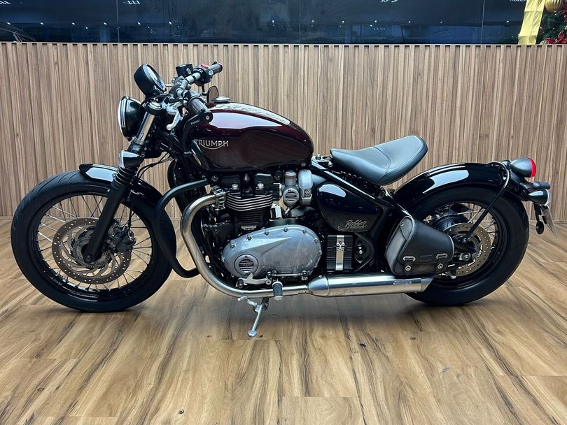 TRIUMPH BONNEVILLE BOBBER 1200cc