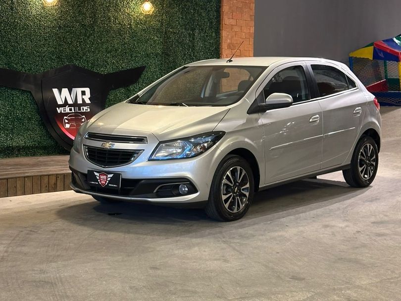Chevrolet ONIX HATCH LTZ 1.4 8V FlexPower 5p Mec.