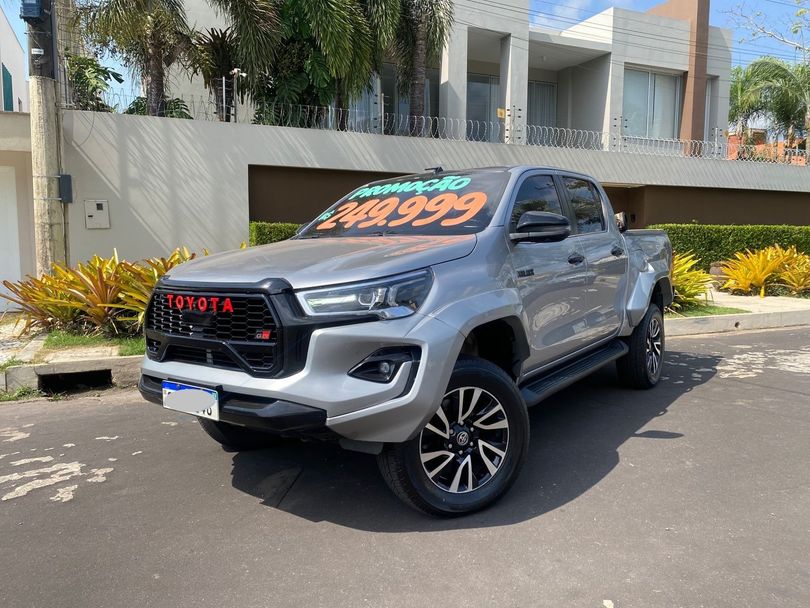 Toyota Hilux CD SRX 4x4 2.8 TDI 16V Diesel Aut.