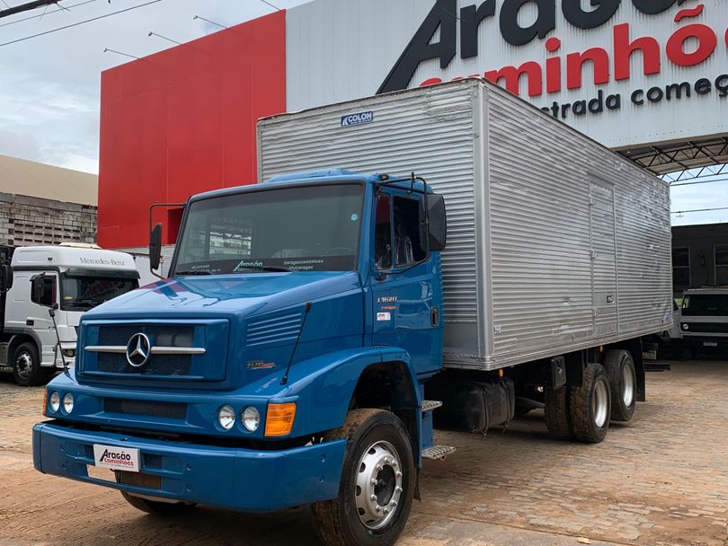 MERCEDES-BENZ L-1620 3-Eixos 2p (diesel)