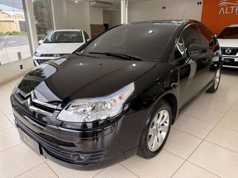 Citroën C4 GLX 1.6 Flex 16V 5p Mec.