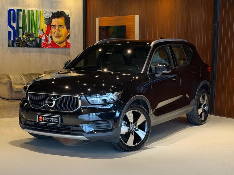 Volvo XC 40 T-5 MOMENTUM 2.0 252cv AWD