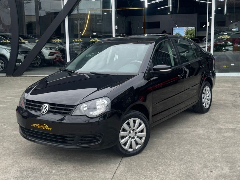VolksWagen Polo Sedan 1.6 Mi Total Flex 8V 4p