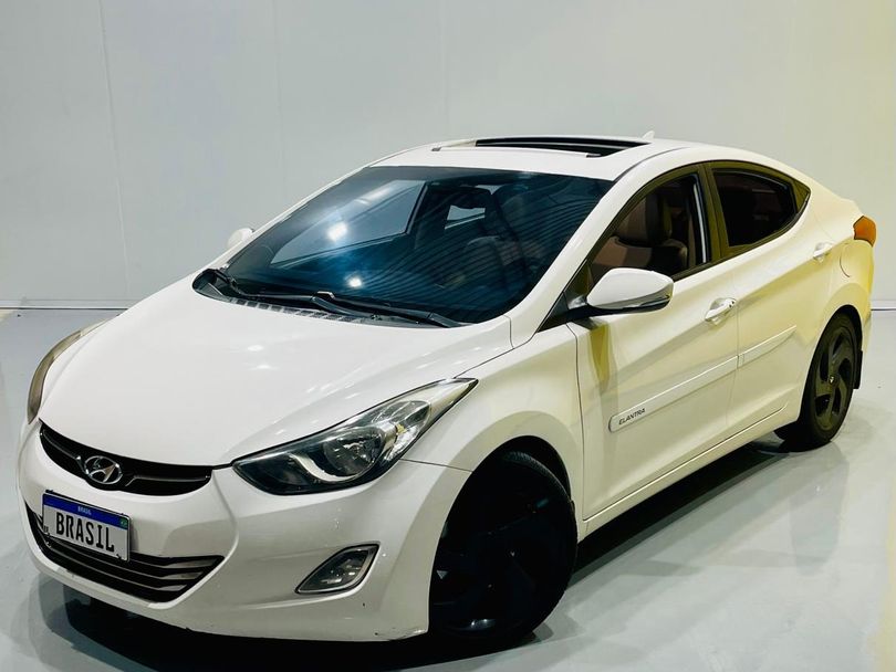 Hyundai Elantra GLS 1.8 16V Aut.