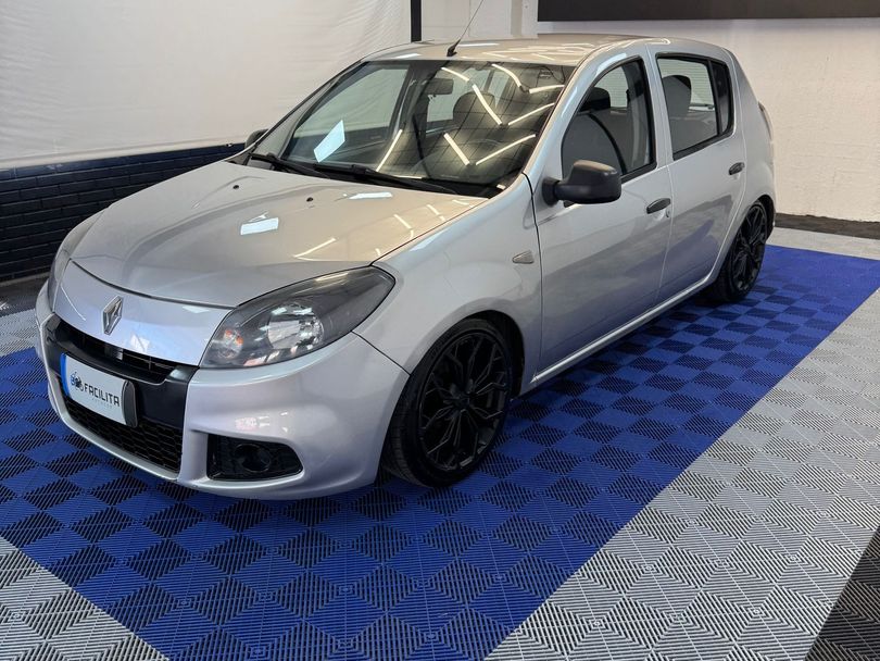Renault SANDERO Authentique Hi-Flex 1.0 16V 5p