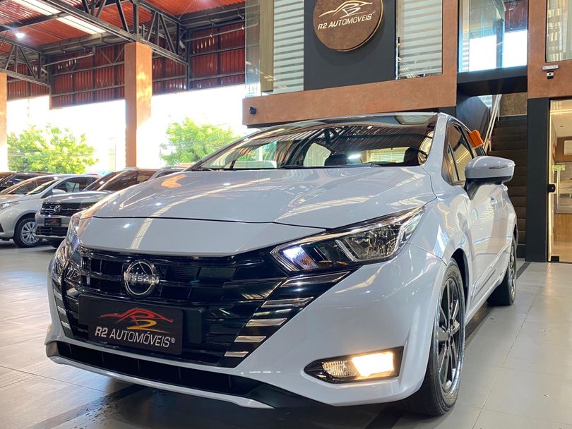 Nissan VERSA Advance 1.6 16V Flex Aut.