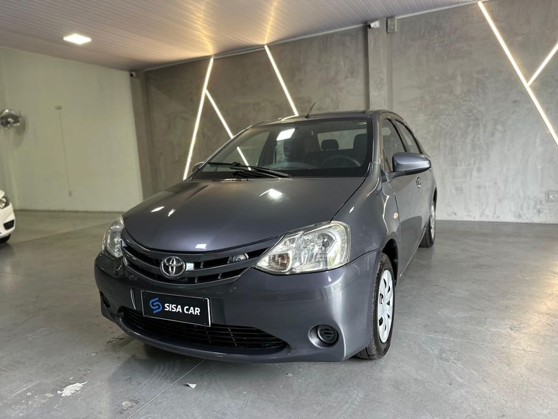 Toyota ETIOS XS Sedan1.5 Flex 16V 4p Mec.