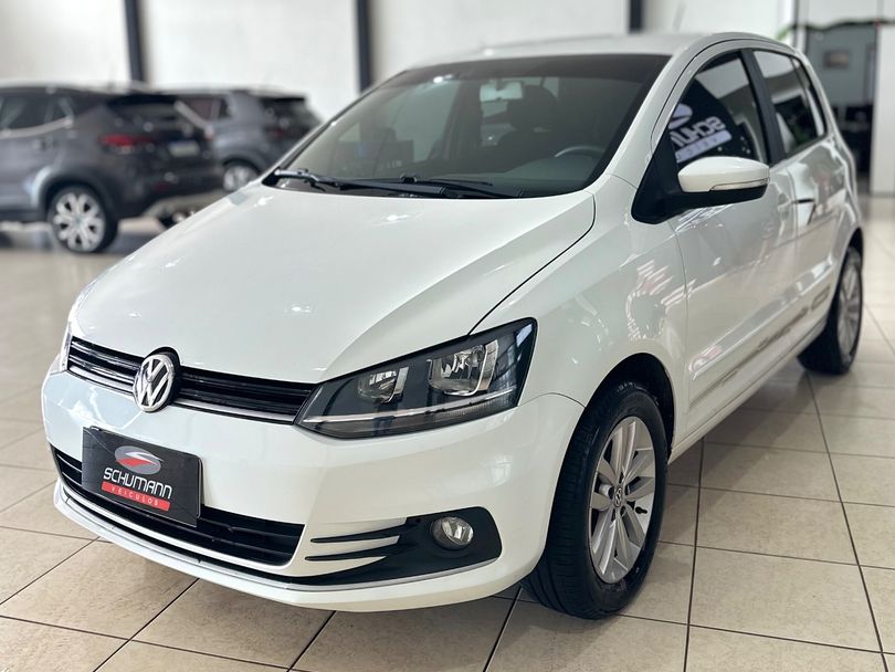 VolksWagen Fox Connect 1.6 Flex 8V 5p