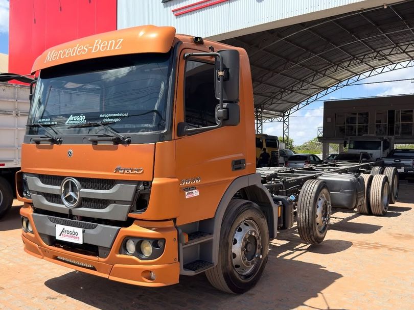 MERCEDES-BENZ Atego 3330 B 8x4 2p (diesel)(E5)