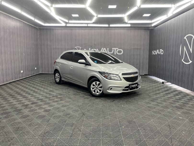 Chevrolet ONIX HATCH Joy 1.0 8V Flex 5p Mec.