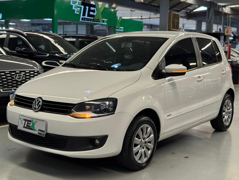 VolksWagen Fox 1.6 Mi Total Flex 8V 5p