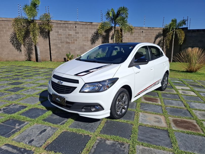 Chevrolet ONIX HATCH EFFECT 1.4 8V F.Power 5p Mec.