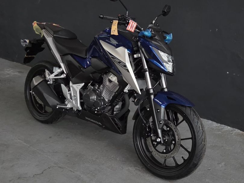 HONDA CB 300F Twister Flex