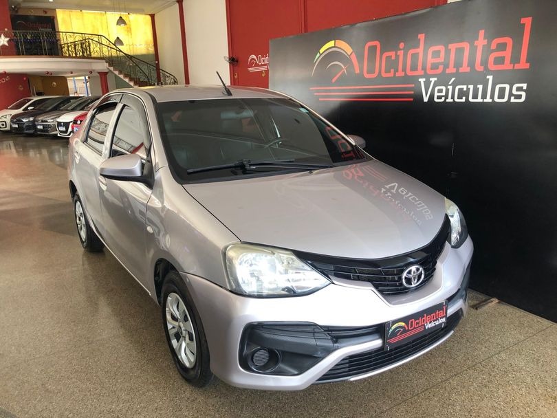 Toyota ETIOS X Sedan 1.5 Flex 16V 4p Aut.