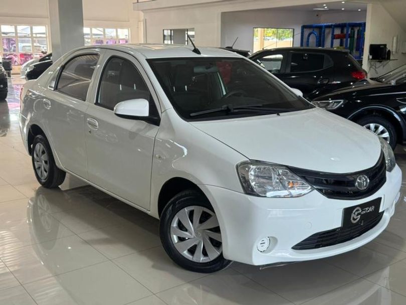 Toyota ETIOS X Sedan 1.5 Flex 16V 4p Mec.
