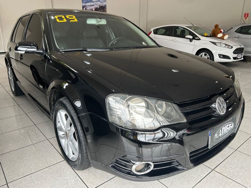 VolksWagen Golf  TECH 1.6 Mi Total Flex 8V 4p