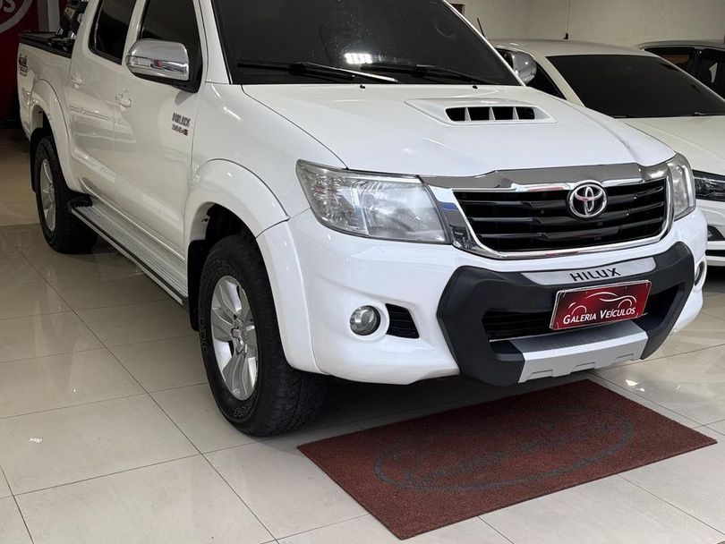 Toyota Hilux CD SRV D4-D 4x4 3.0 TDI Diesel Aut