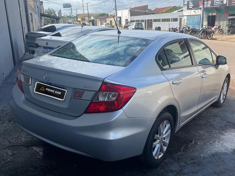 Honda Civic Sedan LXS 1.8/1.8 Flex 16V Aut. 4p