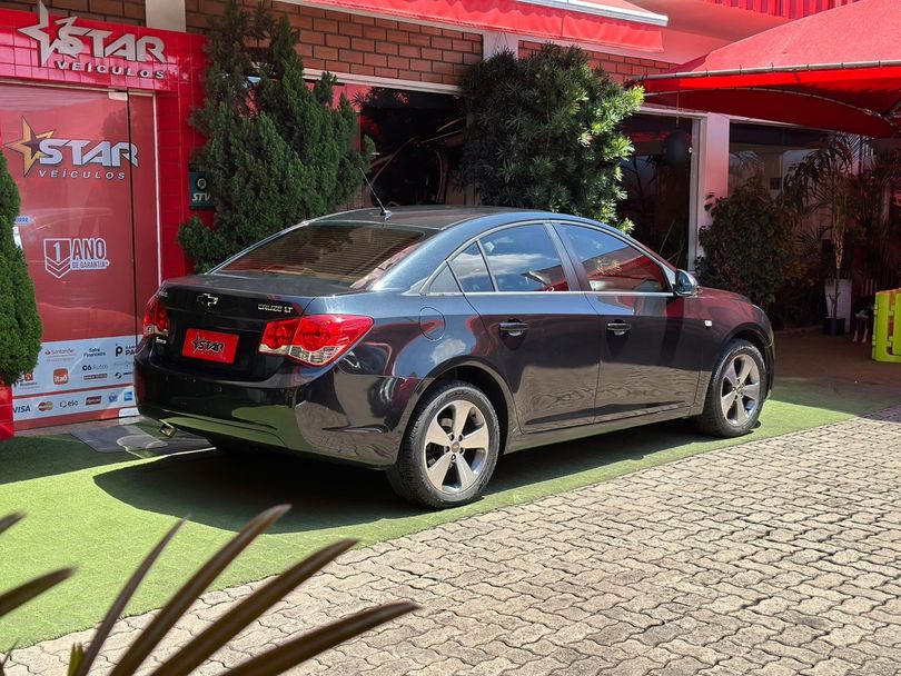 Chevrolet CRUZE LT 1.8 16V FlexPower 4p Aut.