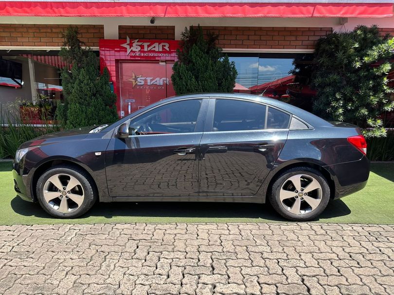 Chevrolet CRUZE LT 1.8 16V FlexPower 4p Aut.