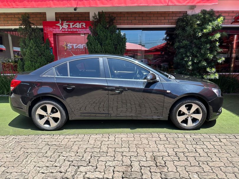 Chevrolet CRUZE LT 1.8 16V FlexPower 4p Aut.