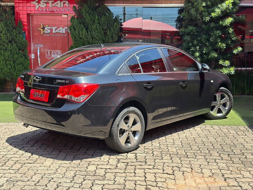 Chevrolet CRUZE LT 1.8 16V FlexPower 4p Aut.