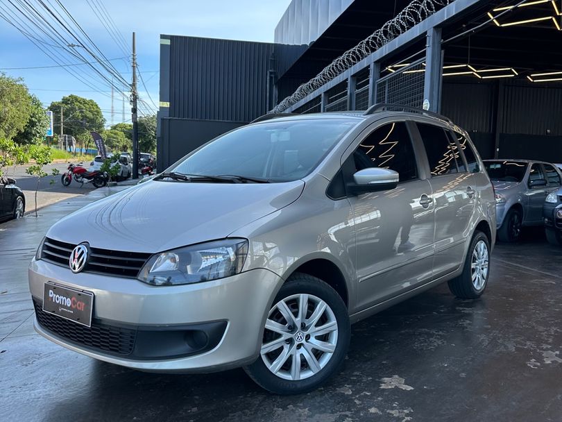 VolksWagen SPACEFOX 1.6/ 1.6 Trend Total Flex 8V 5p