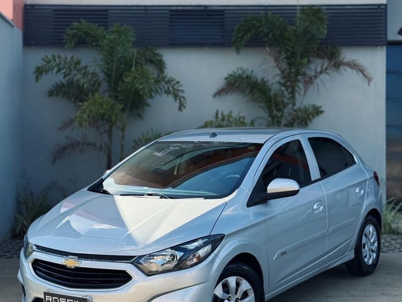 Chevrolet ONIX HATCH LT 1.0 8V FlexPower 5p Mec.