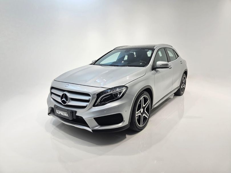 Mercedes GLA 250 Vision 2.0 TB 16V 211cv Aut.
