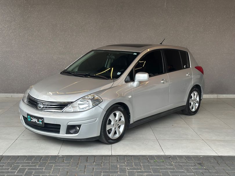 Nissan TIIDA SL 1.8/1.8 Flex 16V Aut.