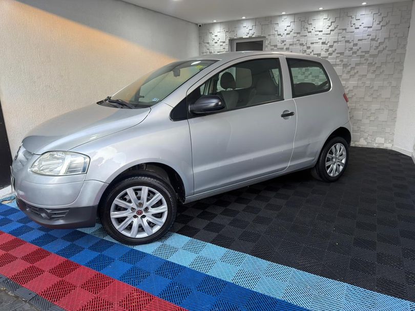 VolksWagen Fox 1.0 Mi Total Flex 8V 3p