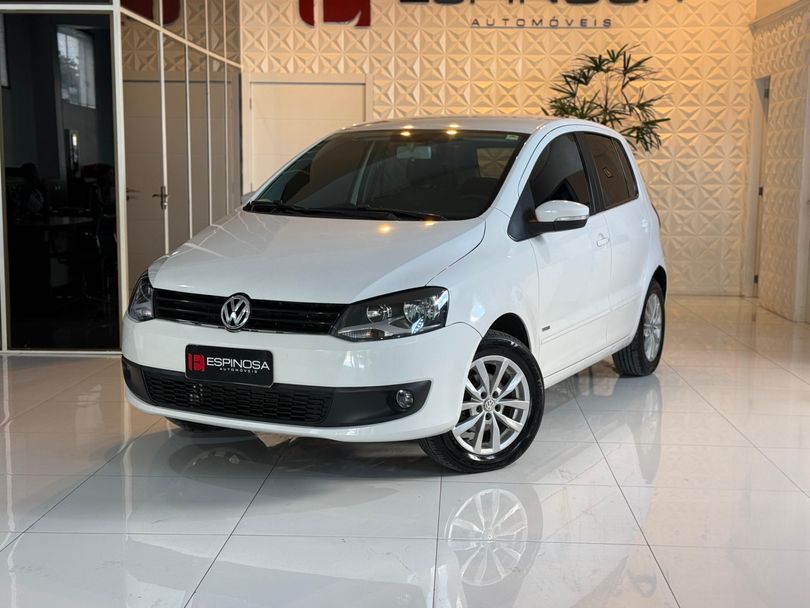 VolksWagen Fox 1.6 Mi Total Flex 8V 5p