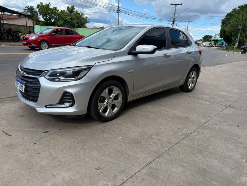 Chevrolet ONIX HATCH PREM. 1.0 12V TB Flex 5p Aut.