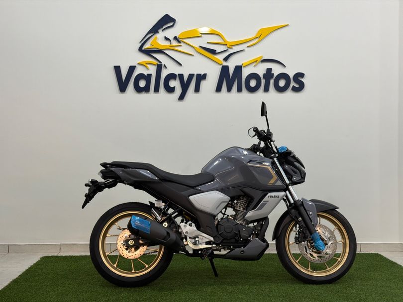 YAMAHA FZ15 CONNECTED