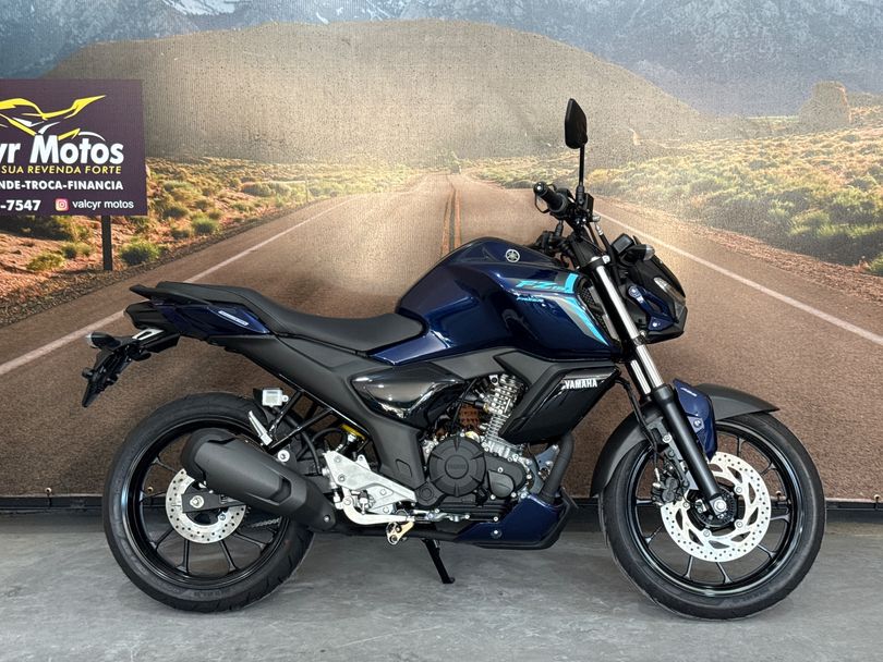 YAMAHA FZ15 CONNECTED
