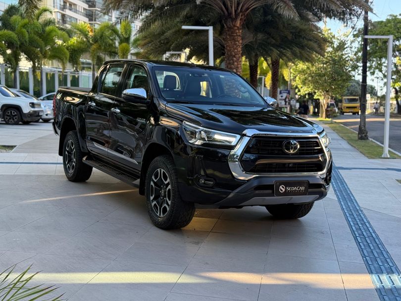 Toyota Hilux CD SRX 4x4 2.8 TDI 16V Diesel Aut.