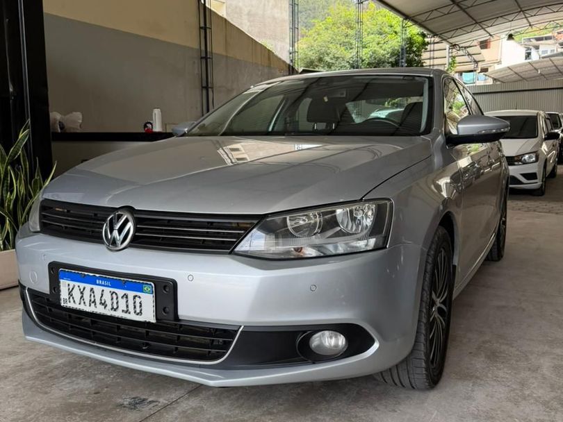 VolksWagen JETTA Highline 2.0 TSI 16V 4p Tiptronic
