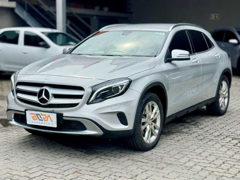 Mercedes GLA 200 Advance 1.6/1.6 TB 16V Flex Aut.