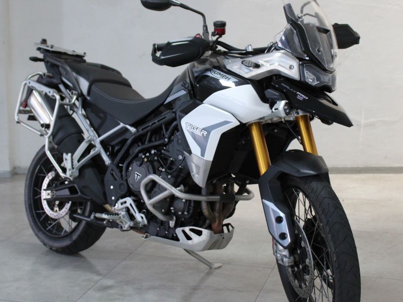 TRIUMPH TIGER 900 RALLY